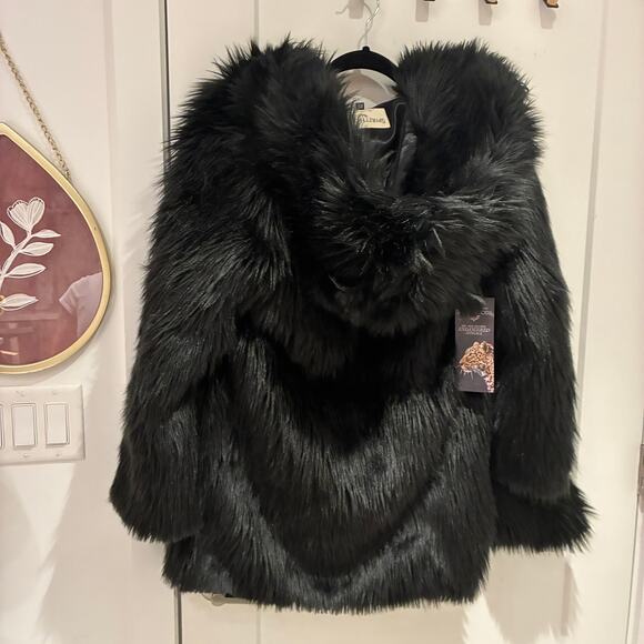 NWT Spirit Hoods Black Faux Fur Coat Black Wolf Sz XS - Picture 4 of 10